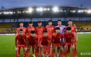 星空体育官网-年轻球星崭露头角，引领球队获胜