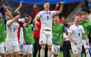 星空体育-斯洛伐克晋级八强，展现出色表现