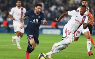 星空体育官方网站-欧国联比赛迎来激烈对抗，场面火爆