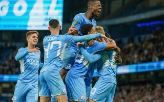 星空体育官网入口-曼联主场逼平伯恩利，难以破局