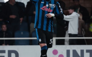 星空体育官网-巴黎圣日耳曼将作客摩纳哥，准备全力争取比赛胜利