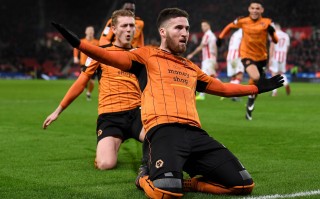 星空体育官方网站-伯恩茅斯主场告捷，呼吁降级压力