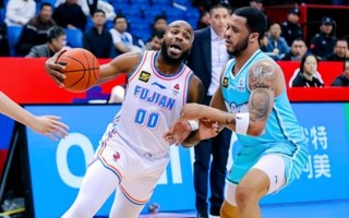 星空体育官网-大连人球员状态起伏不定，青岛黄海迅速调整战术