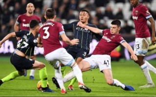 星空体育app-西汉姆联客场不敌水晶宫，遭遇两连败