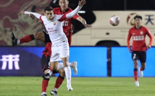 星空体育-上海上港客场战平长春亚泰，积分榜态势稳定