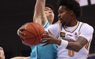 星空体育-山西男篮连胜青岛，保持不败记录