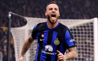 星空体育app-国际米兰战胜乌迪内斯，再度夺冠希望