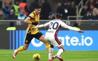 星空体育-防线稳固，球队零封对手实现胜利