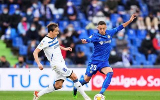 星空体育官方网站-佛罗伦萨主场胜利：绝杀尤文图斯引爆主场球迷