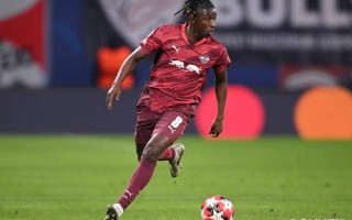 星空体育官方网站-沃尔夫斯堡主场失利，球队需重整旗鼓备战下一场比赛