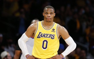 星空体育官方网站-大帝再封王！雄狮队球星蝉联MVP