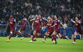 星空体育官网入口-摩纳哥客场战平南特，欧战资格岌岌可危