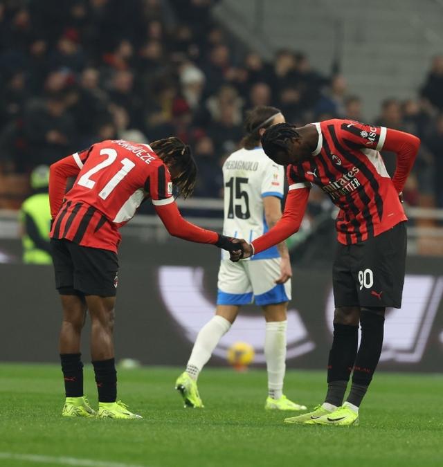 星空体育-AC米兰遭遇惨败,连战连败-第1张图片-星空体育官方网站 星空体育-AC米兰遭遇惨败,连战连败-第1张图片-星空体育官方网站