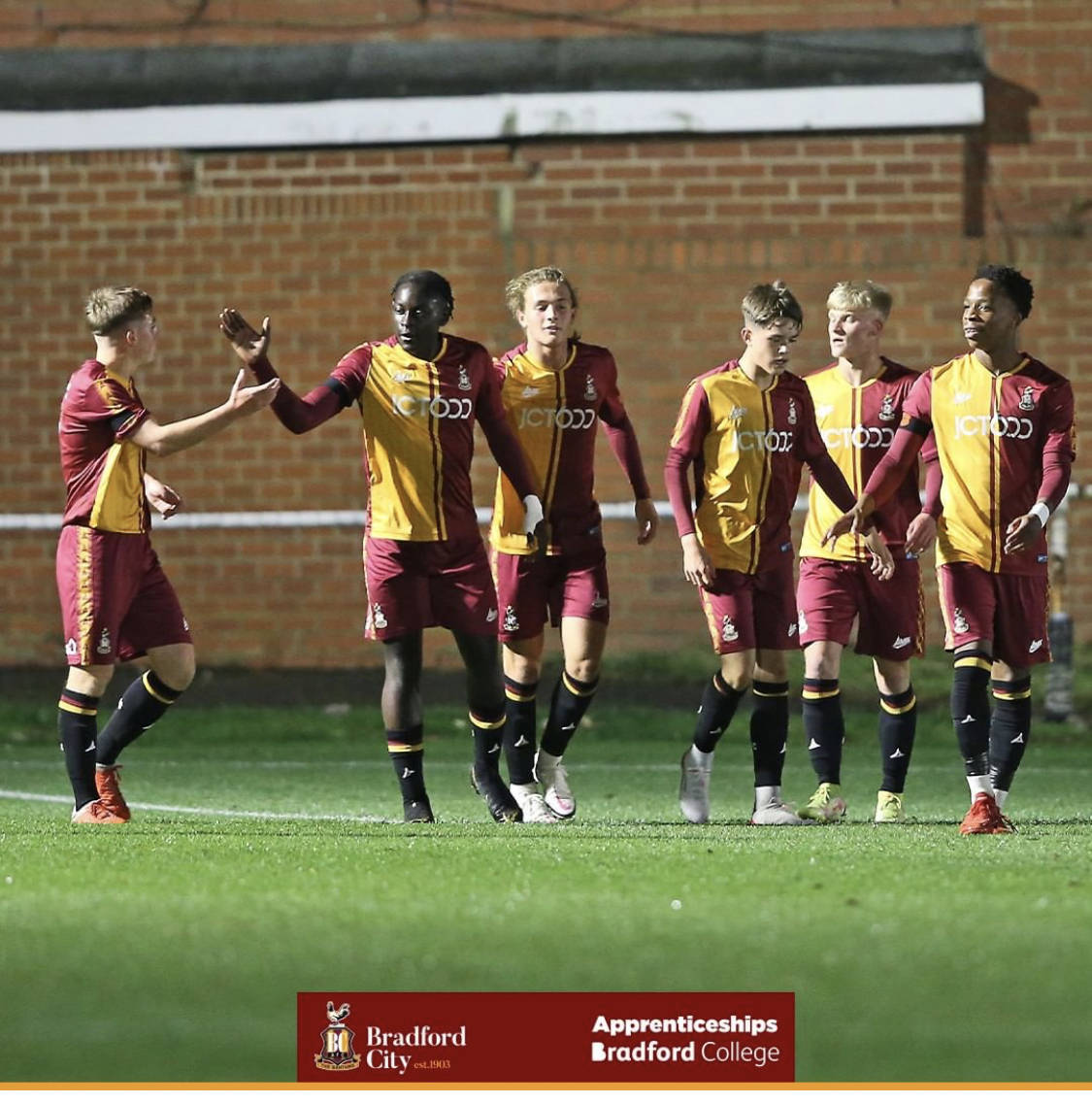 星空体育-斯托克城主场对阵曼城:红蓝军团恐陷困境-第2张图片-星空体育官方网站 星空体育-斯托克城主场对阵曼城:红蓝军团恐陷困境-第2张图片-星空体育官方网站