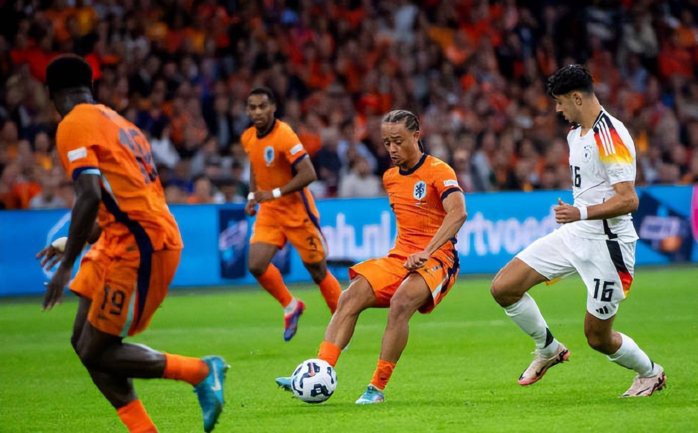 星空体育官网入口-欧国联比赛小组较量,荷兰压制对手-第1张图片-星空体育官方网站 星空体育官网入口-欧国联比赛小组较量,荷兰压制对手-第1张图片-星空体育官方网站