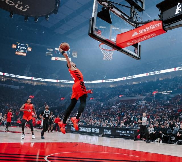 星空体育官网入口-马刺队球员突破个人纪录得分-第1张图片-星空体育官方网站 星空体育官网入口-马刺队球员突破个人纪录得分-第1张图片-星空体育官方网站