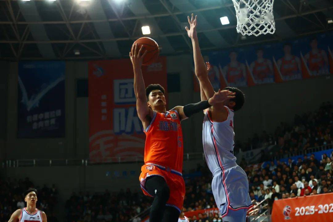 星空体育-江苏主场抢胜,继续保持领先优势-第2张图片-星空体育官方网站 星空体育-江苏主场抢胜,继续保持领先优势-第2张图片-星空体育官方网站