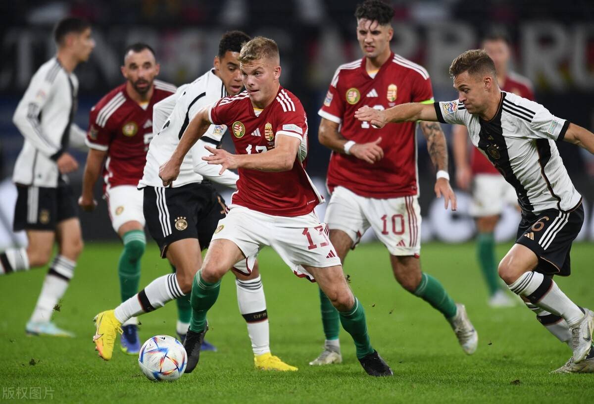 星空体育官网入口-欧国联赛半决赛实时战况,哪支球队将笑到最后?-第1张图片-星空体育官方网站 星空体育官网入口-欧国联赛半决赛实时战况,哪支球队将笑到最后?-第1张图片-星空体育官方网站