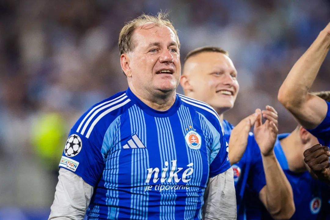 星空体育-斯洛伐克晋级八强,展现出色表现-第2张图片-星空体育官方网站 星空体育-斯洛伐克晋级八强,展现出色表现-第2张图片-星空体育官方网站