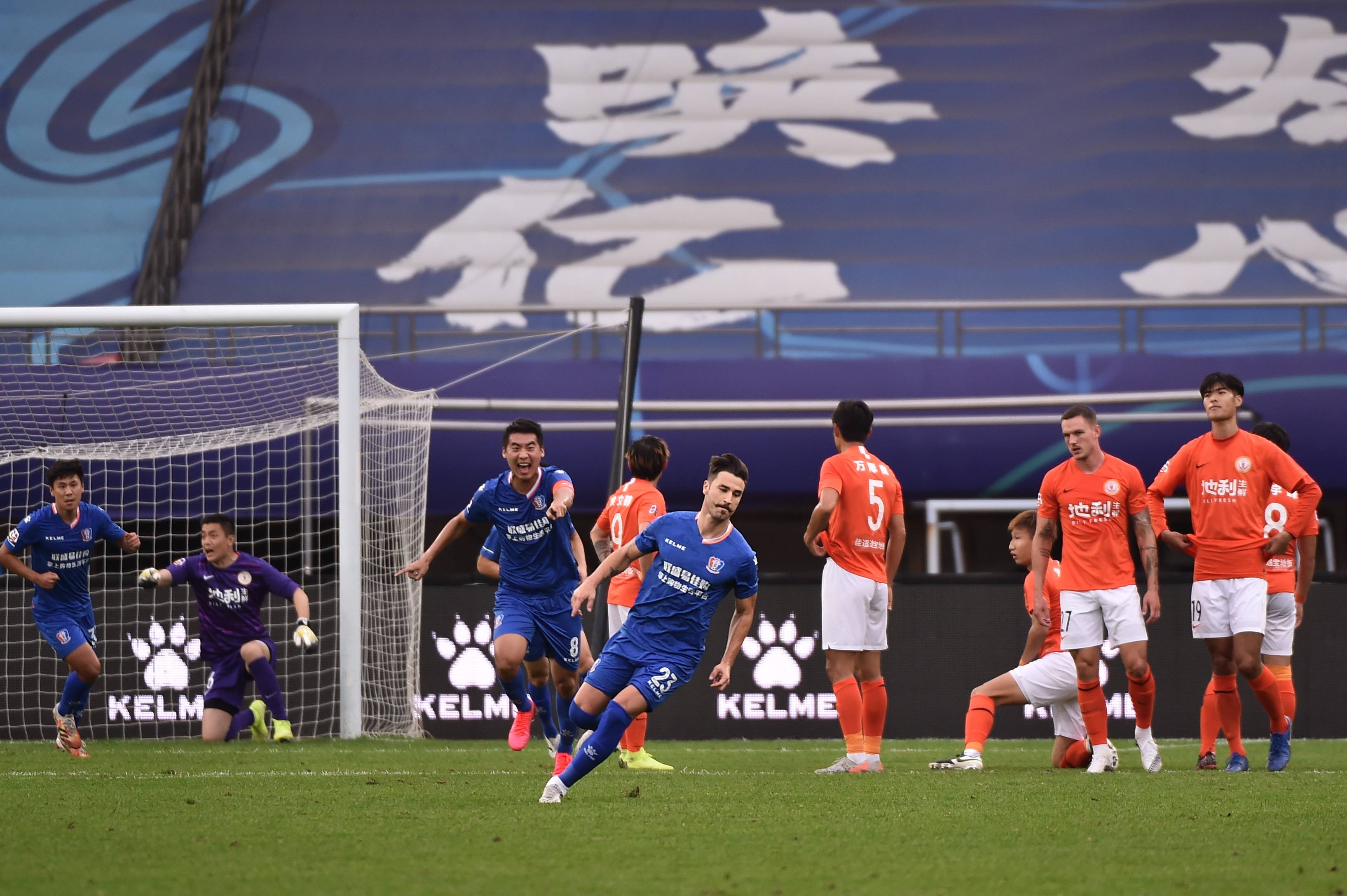 星空体育-华勒联惊险获胜，成功保级成功-第1张图片-星空体育官方网站