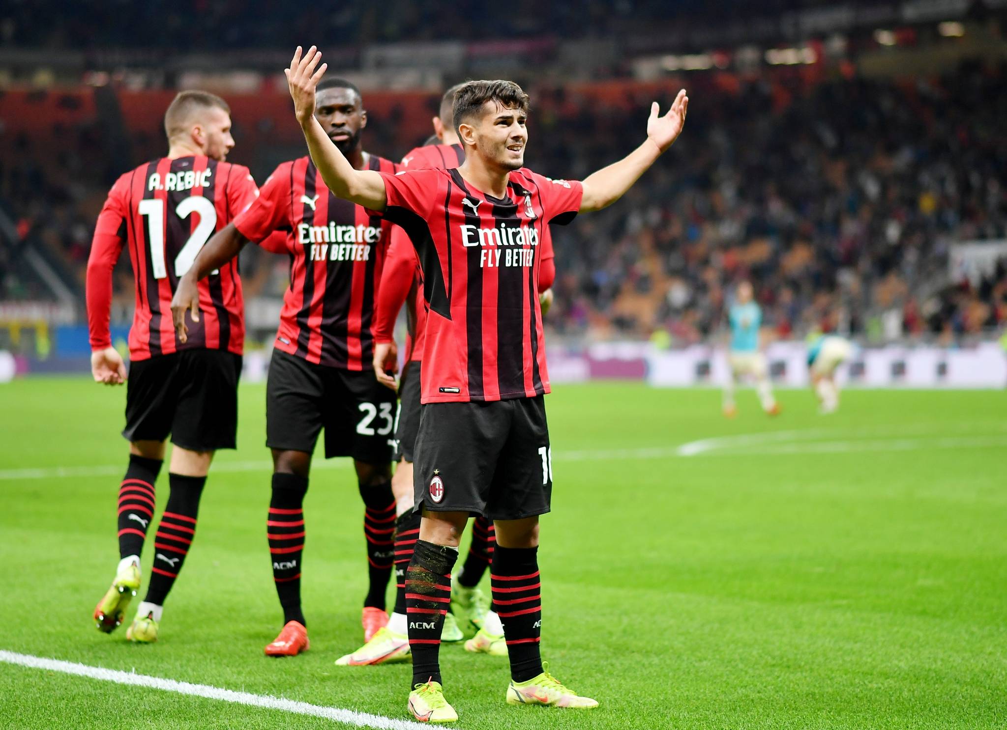 星空体育官方网站-AC米兰客场大胜,继续保持不败纪录-第2张图片-星空体育官方网站 星空体育官方网站-AC米兰客场大胜,继续保持不败纪录-第2张图片-星空体育官方网站