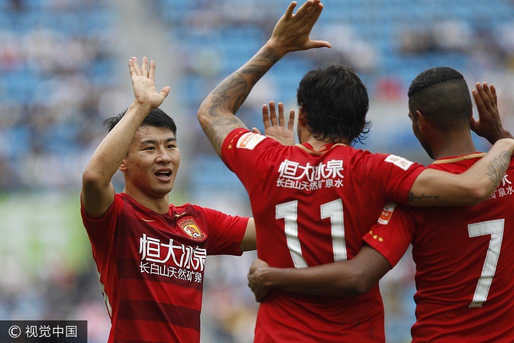 星空体育官网入口-恒大豪取连胜,不断追赶领头羊以稳定队形创造奇迹-第1张图片-星空体育官方网站 星空体育官网入口-恒大豪取连胜,不断追赶领头羊以稳定队形创造奇迹-第1张图片-星空体育官方网站