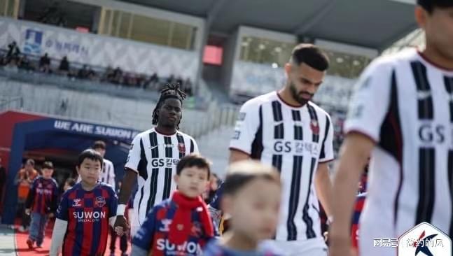 星空体育-加纳主场大胜科特迪瓦，豪取三分-第1张图片-星空体育官方网站