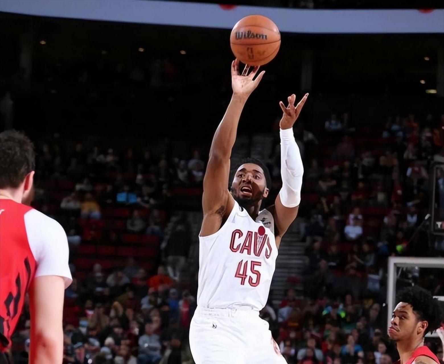 星空体育官网-开拓者轻松逆袭！利拉德单挑对方取胜-第1张图片-星空体育官方网站