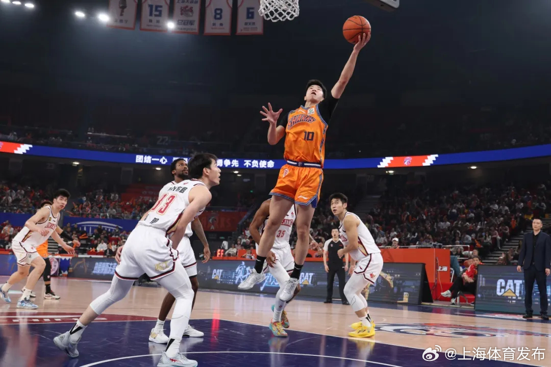 星空体育官方网站-上海队迎战浙江稠州队，实力对决-第2张图片-星空体育官方网站
