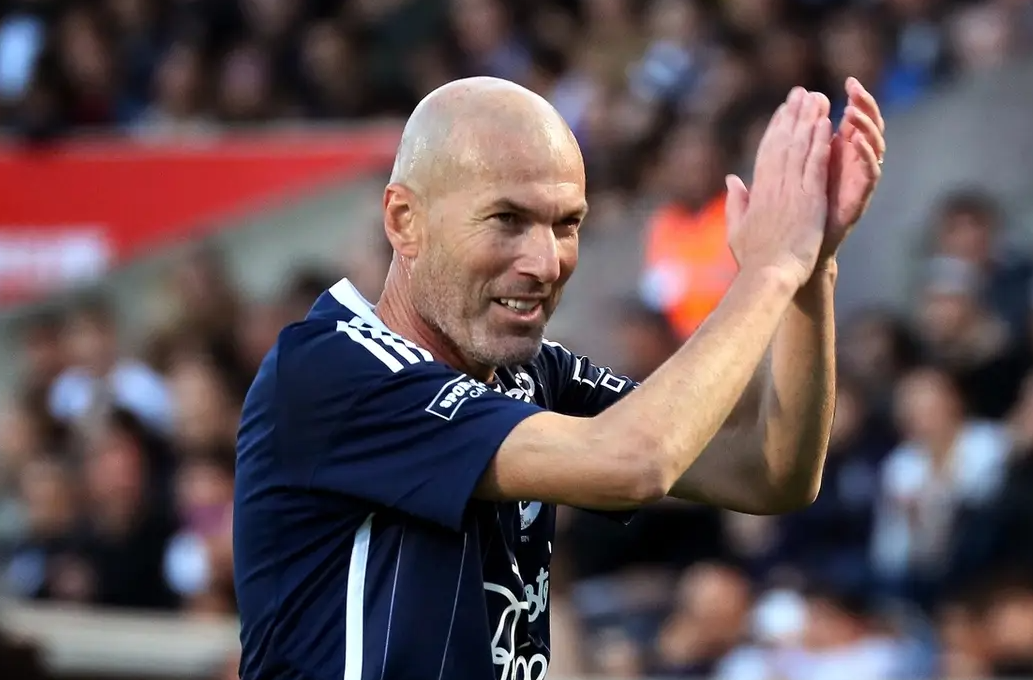 星空体育官网入口-齐达内调整皇马战术,全队备战欧冠-第1张图片-星空体育官方网站 星空体育官网入口-齐达内调整皇马战术,全队备战欧冠-第1张图片-星空体育官方网站