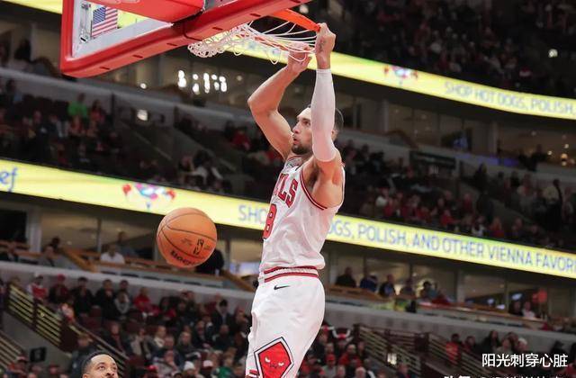 星空体育官方网站-公牛完败!拉文状态低迷无助球队逆转-第1张图片-星空体育官方网站 星空体育官方网站-公牛完败!拉文状态低迷无助球队逆转-第1张图片-星空体育官方网站