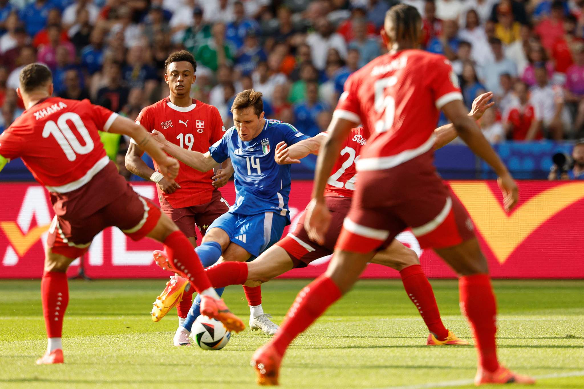 星空体育官网入口-耶罗主场击败对手,升至前列-第1张图片-星空体育官方网站 星空体育官网入口-耶罗主场击败对手,升至前列-第1张图片-星空体育官方网站