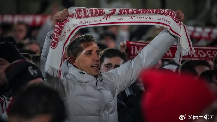 星空体育-弗赖堡在主场失利,球迷心情低沉-第2张图片-星空体育官方网站 星空体育-弗赖堡在主场失利,球迷心情低沉-第2张图片-星空体育官方网站