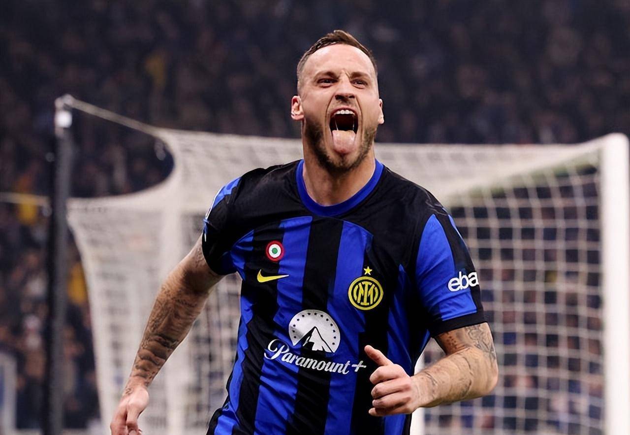 星空体育app-国际米兰战胜乌迪内斯，再度夺冠希望-第1张图片-星空体育官方网站