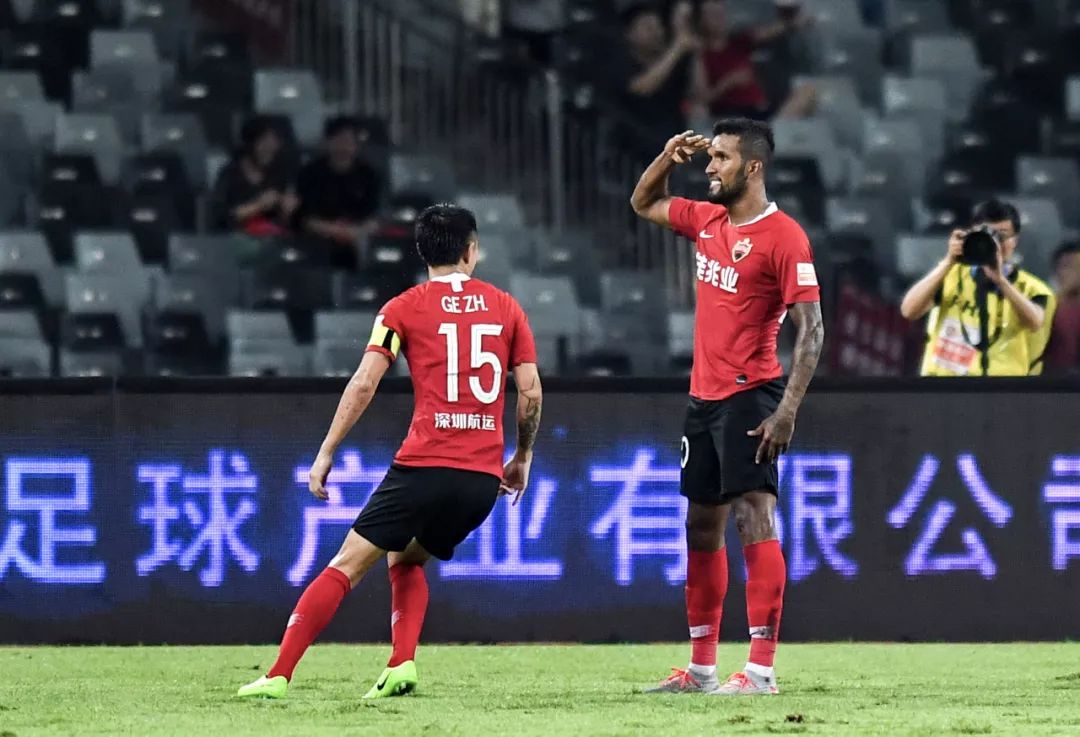 星空体育官网-广州富力客场逼平天津天海,继续保持不败-第2张图片-星空体育官方网站 星空体育官网-广州富力客场逼平天津天海,继续保持不败-第2张图片-星空体育官方网站